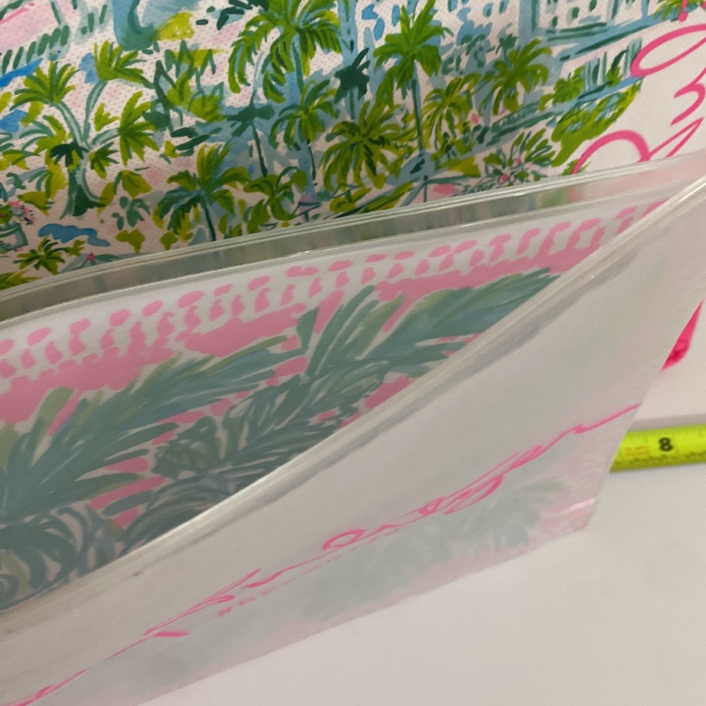 Lilly Pulitzer Pink and Green Tote Bag with zipper punch - Picture 6 of 10